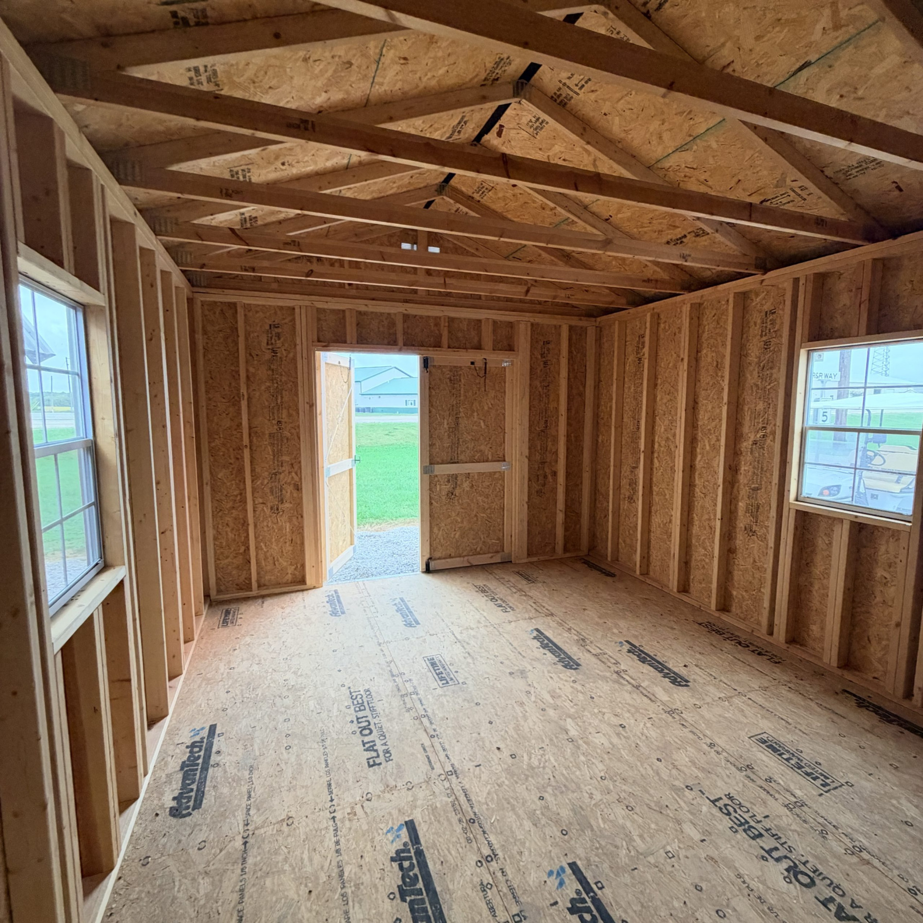 12x16 Utility Shed Waterloo ready - Image 6